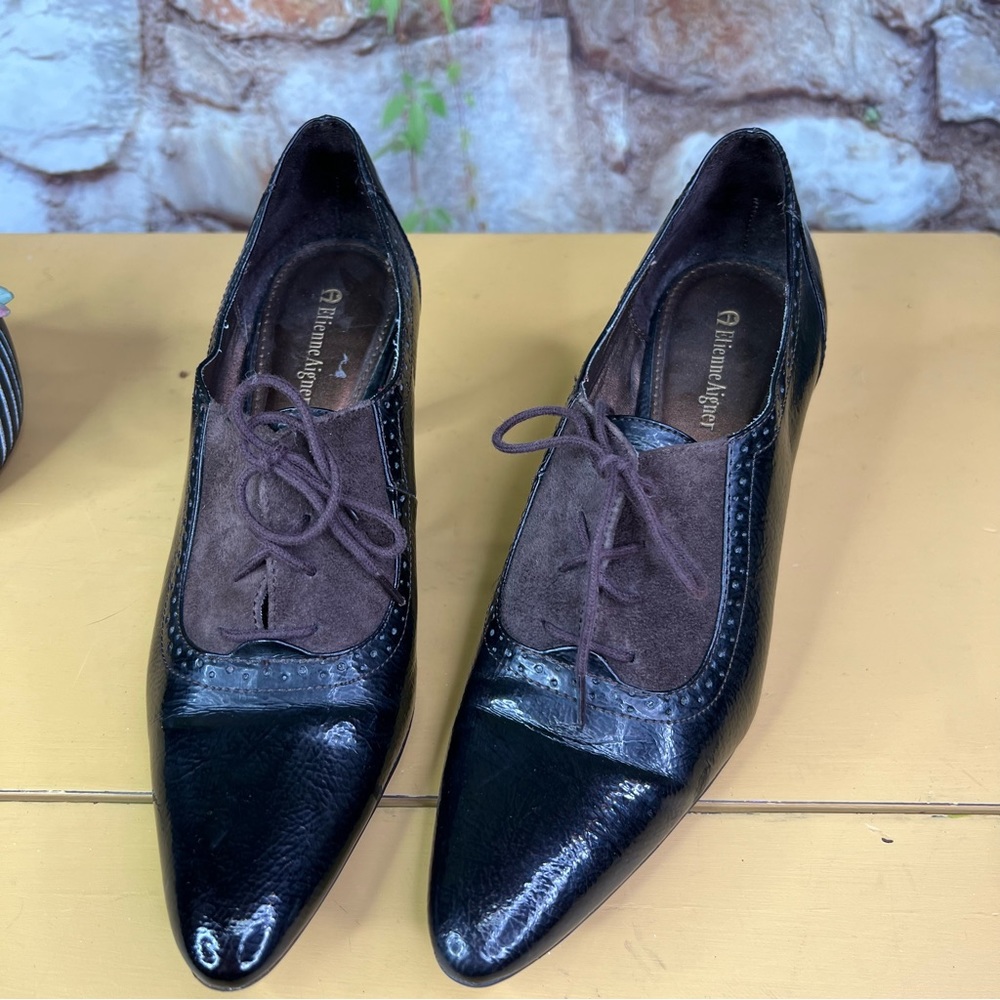 VINTAGE ETIENNE AIGNER Brown Suede & Patent Leather Spectator Oxford Heels, 8 - Picture 5 of 14